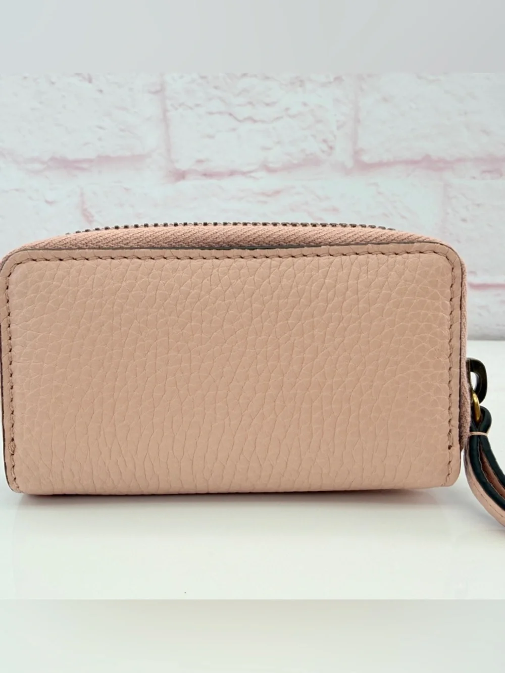 Gucci Pink Bee Accent Zip Wallet Key Case - Picture 5 of 12